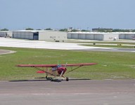 hangares-metalicos-prefabricados-para_aviones-navekit-naves-prefabricadas