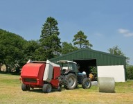naves-prefabricadas-navekit-naves-agricolas-prefabricadas-tractor