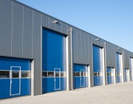 naves-prefabricadas-naves-para-talleres-puertas