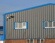 naves-prefabricadas-naves-industriales-fachadas-metalicas-ladrillo