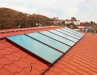 naves-prefabricadas-cubierta-placas-solares-teja